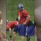 Illustration for article titled Masseuse Claims She Received Lewd Texts From Vikings Players, Including Brett Favre (NSFW)